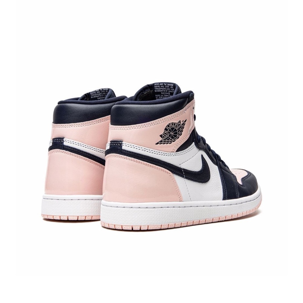 Nike Air Jordan 1 Retro High OG sneakers
Size youth 1